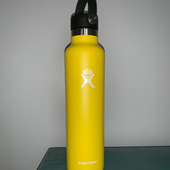 yellow 24 oz hydro flask
